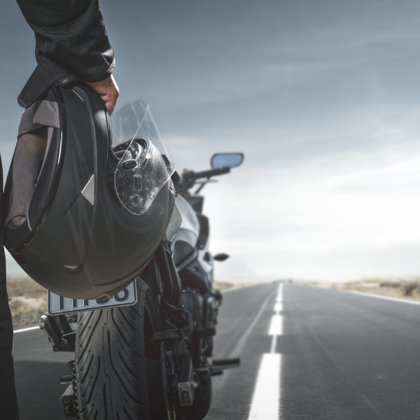 L'infraction routière du motard : Maître DUTEIL vous accompagne pour défendre vos droits à Marseille